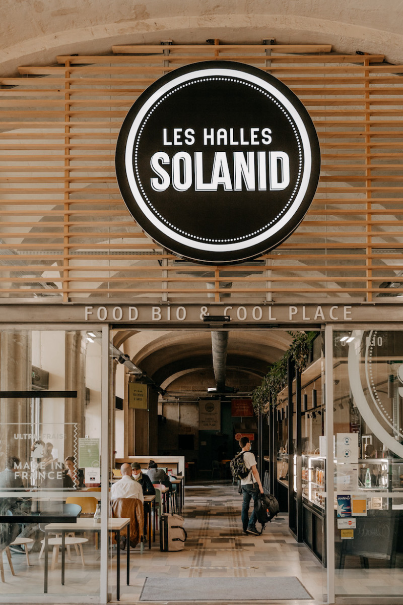 Halles Solanid